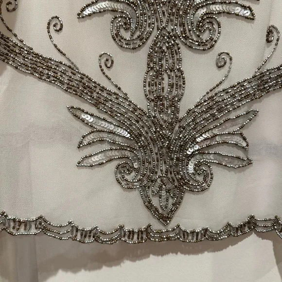 12TH TRIBE About Us Beaded Top - Picture 3 of 4